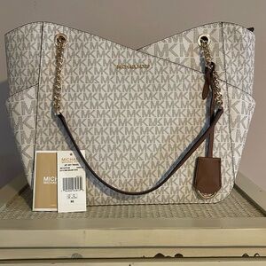NWT Michael Kors Vanilla Shoulder Tote